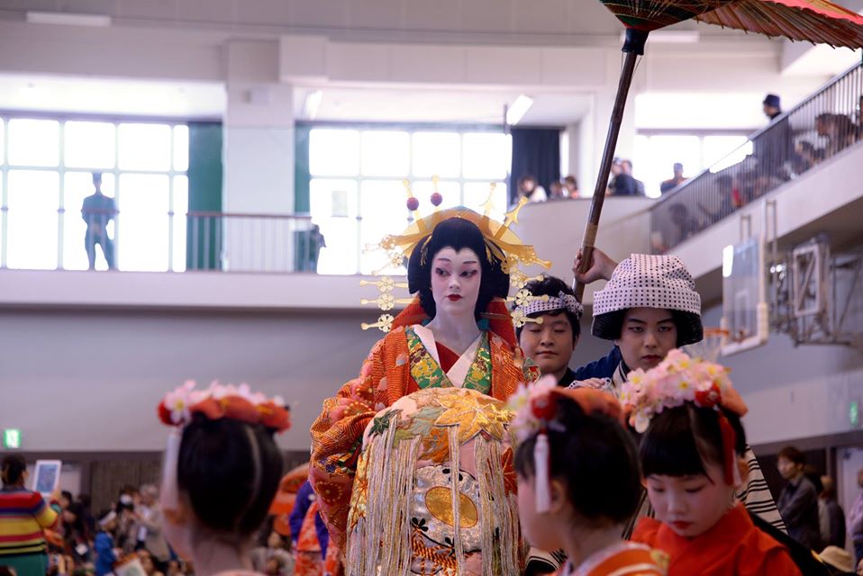 2016-tsubame-sakura-festival-oiran-